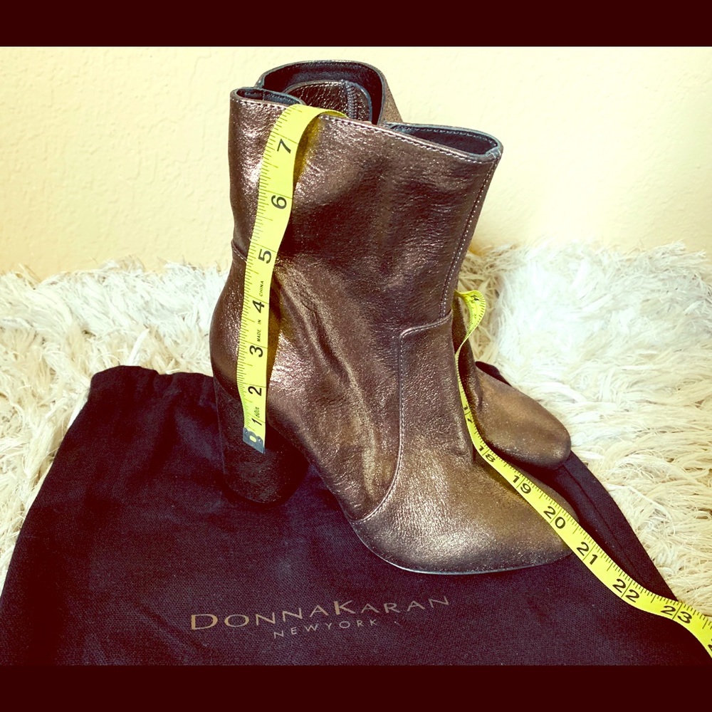 DK booties size 7-37.5